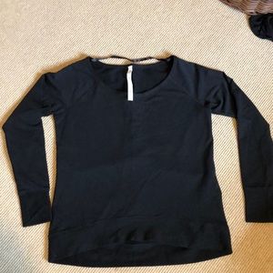 Lululemon black sweatshirt size 8 new